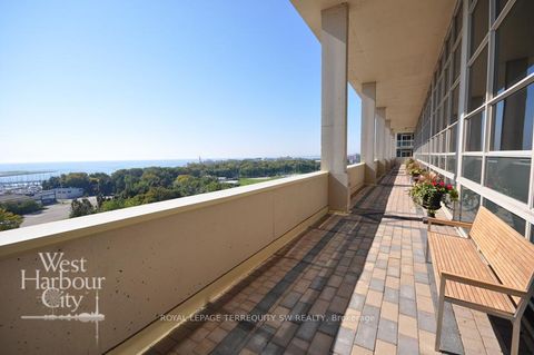 Photo 27 at 405 - 628 Fleet Street, Niagara, Toronto