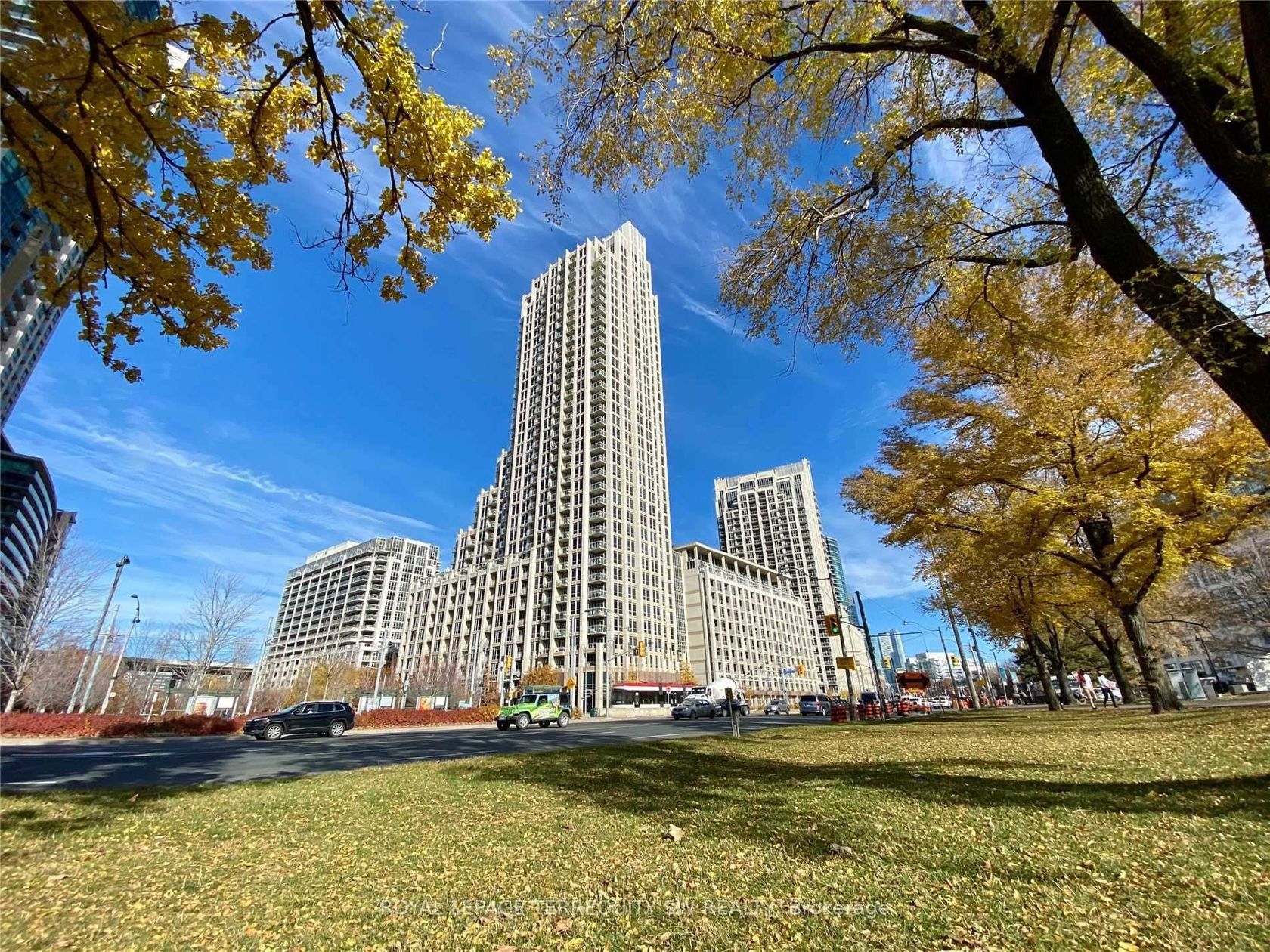405 - 628 Fleet Street, Niagara, Toronto photo number 2