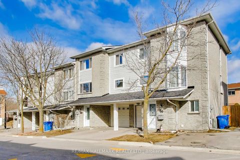 Photo 3 at 94 William Curtis Circle, College Manor, Newmarket