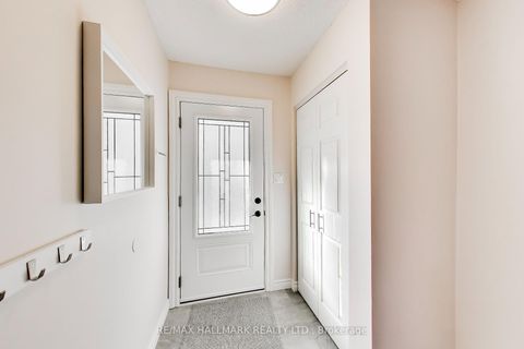 Photo 5 at 94 William Curtis Circle, College Manor, Newmarket