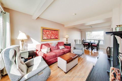 Photo 11 at 94 William Curtis Circle, College Manor, Newmarket