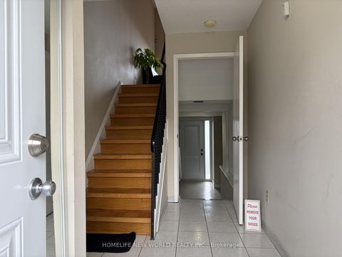 Photo 2 at 35 - 1121 Sandhurst Circle, Agincourt North, Toronto