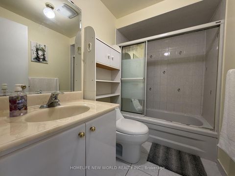 Photo 13 at 35 - 1121 Sandhurst Circle, Agincourt North, Toronto