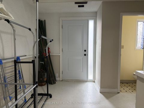 Photo 14 at 35 - 1121 Sandhurst Circle, Agincourt North, Toronto