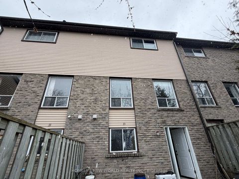 Photo 15 at 35 - 1121 Sandhurst Circle, Agincourt North, Toronto