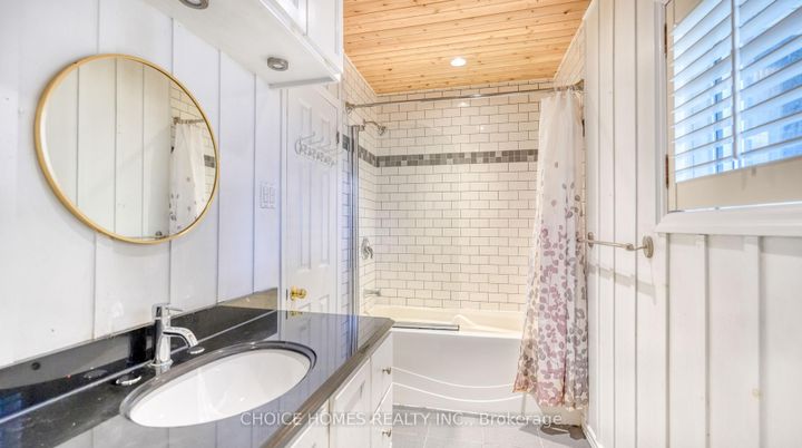 Photo 13 at 19 Landfair Crescent, Woburn, Toronto