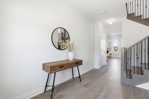 Photo 4 at 1350 Davis Loop, Lefroy, Innisfil