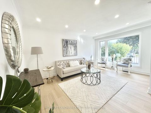 Photo 3 at 323 Elmwood Avenue, Harding, Richmond Hill