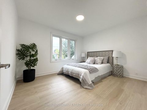 Photo 10 at 323 Elmwood Avenue, Harding, Richmond Hill