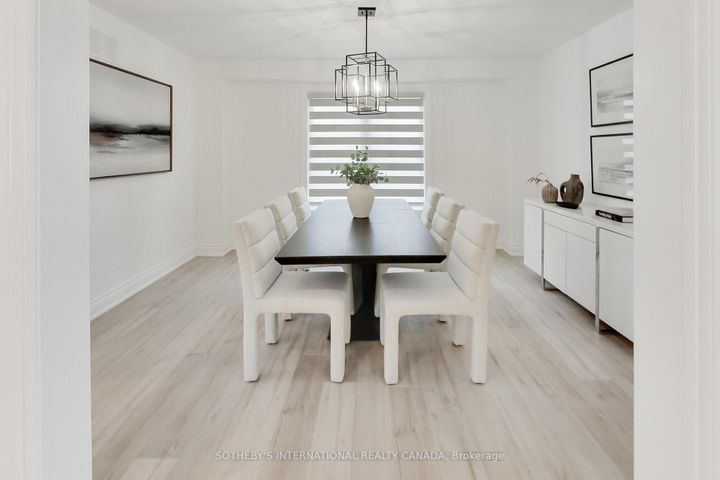 Photo 5 at 1124 Lansdown Drive, CV Clearview, Oakville