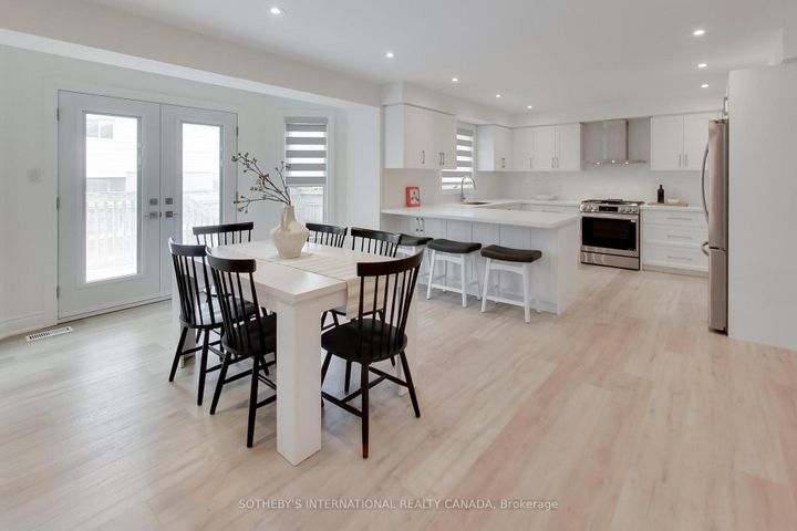 Photo 10 at 1124 Lansdown Drive, CV Clearview, Oakville