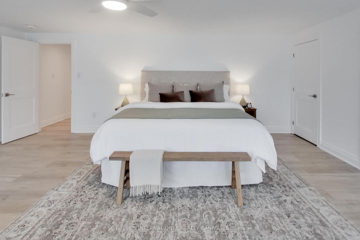 Photo 20 at 1124 Lansdown Drive, CV Clearview, Oakville