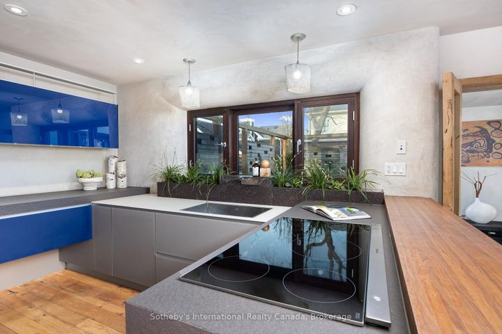 Photo 16 at 55 Chisholm Street, CO Central, Oakville