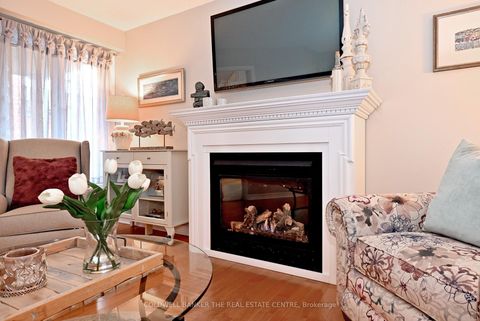 Photo 5 at 102 Deerglen Terrace, Aurora Grove, Aurora