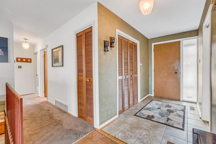 Photo 3 at 12 Ruden Crescent, Donalda, Toronto