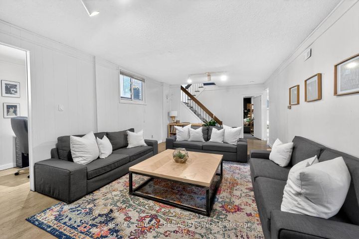 Photo 22 at 2601 Windjammer Road, Erin Mills, Mississauga