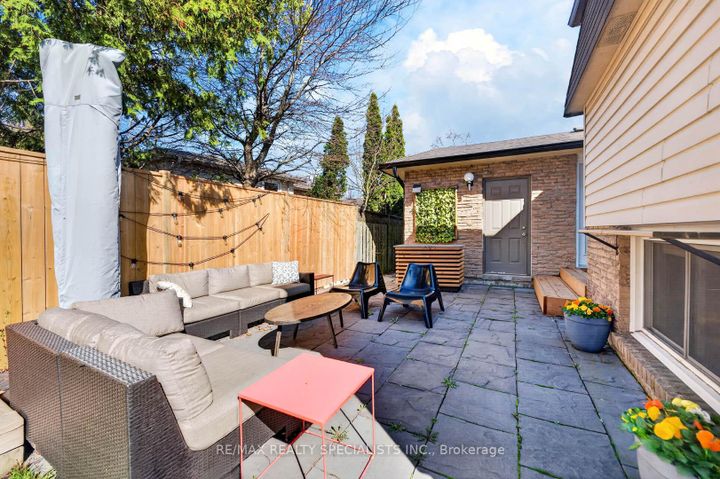 Photo 32 at 2601 Windjammer Road, Erin Mills, Mississauga