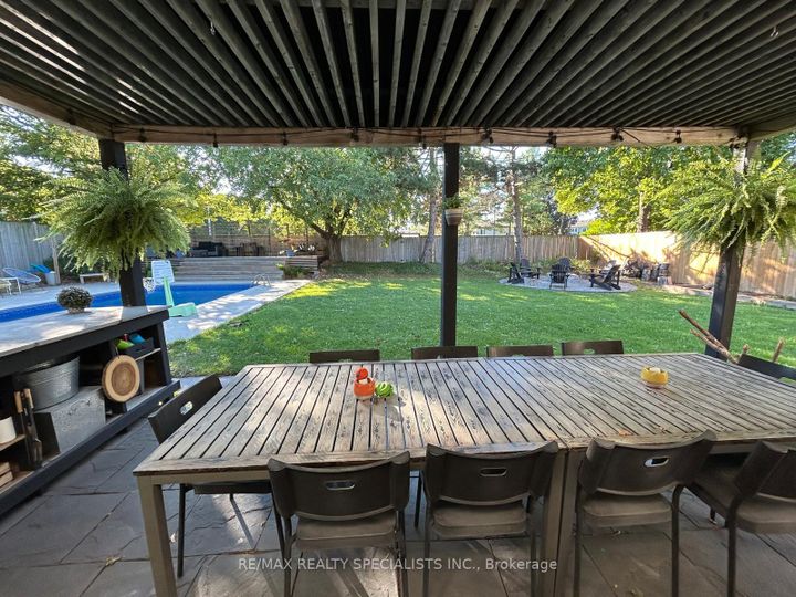 Photo 35 at 2601 Windjammer Road, Erin Mills, Mississauga