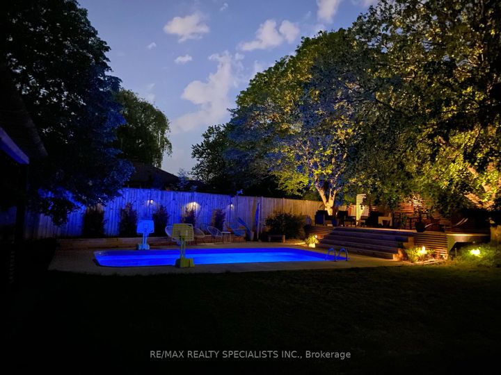 Photo 39 at 2601 Windjammer Road, Erin Mills, Mississauga