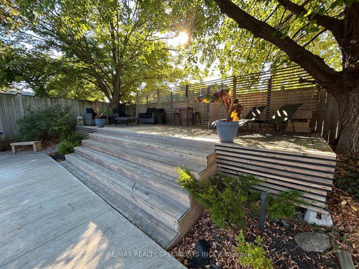 Photo 40 at 2601 Windjammer Road, Erin Mills, Mississauga