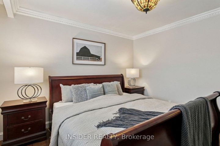 Photo 7 at 2078 Stanfield Road, Lakeview, Mississauga