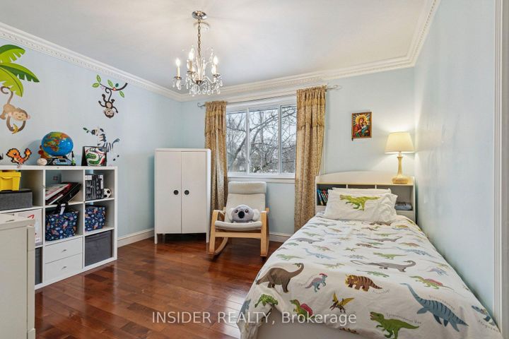 Photo 8 at 2078 Stanfield Road, Lakeview, Mississauga