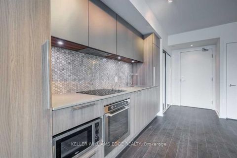 Photo 2 at 3609 - 85 Wood Street, Yonge Corridor, Toronto