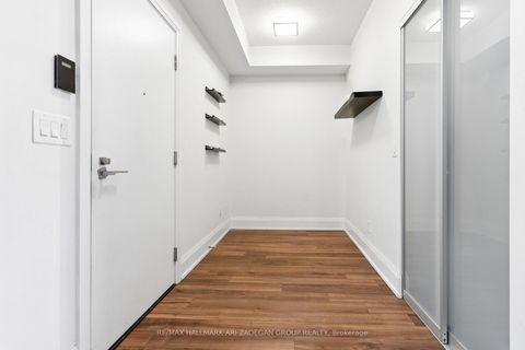 Photo 5 at 907 - 120 Harrison Garden Boulevard, Willowdale East, Toronto