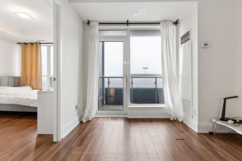 Photo 11 at 907 - 120 Harrison Garden Boulevard, Willowdale East, Toronto