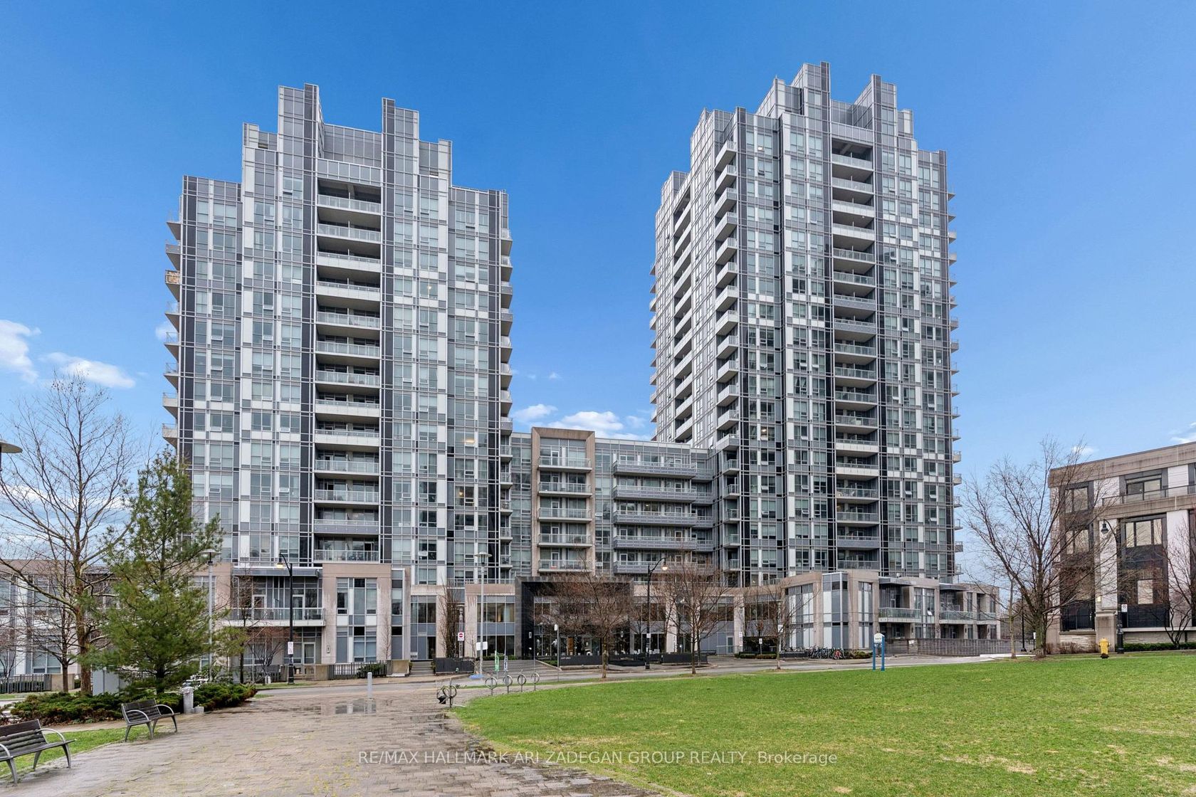 907 - 120 Harrison Garden Boulevard, Willowdale East, Toronto photo number 2