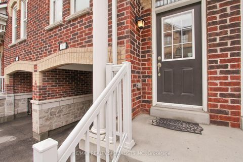 Photo 3 at 5 - 10 Porter Avenue W, West Woodbridge, Vaughan