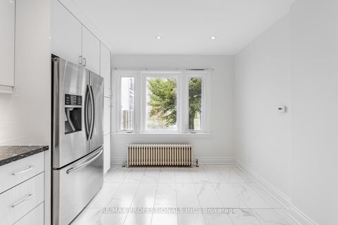 Photo 9 at 228 The Kingsway, Humber Valley, Toronto