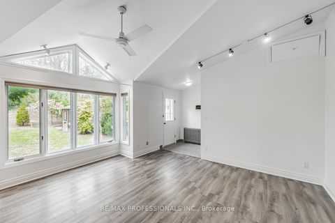 Photo 14 at 228 The Kingsway, Humber Valley, Toronto