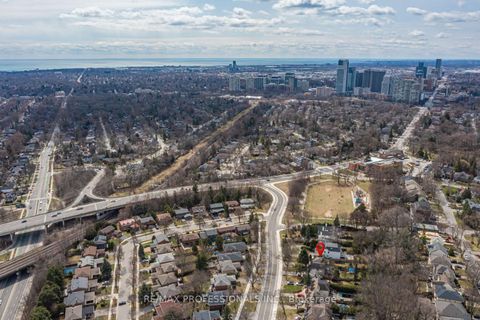 Photo 38 at 228 The Kingsway, Humber Valley, Toronto