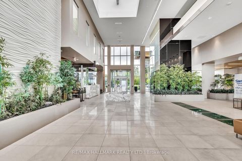 Photo 5 at PH6 - 9600 Yonge Street, North Richvale, Richmond Hill