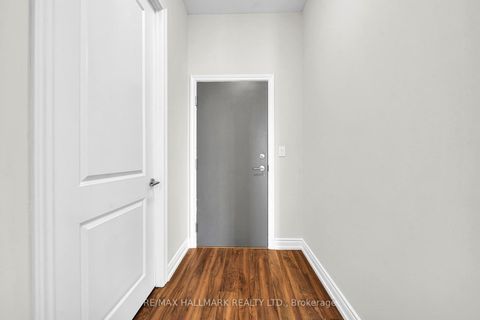 Photo 7 at PH6 - 9600 Yonge Street, North Richvale, Richmond Hill