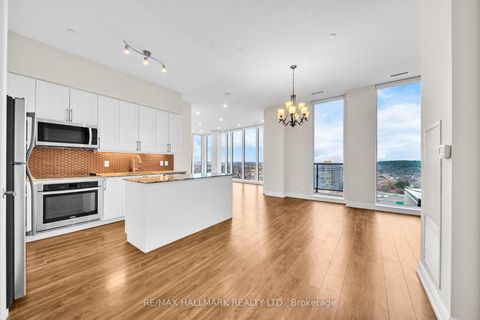 Photo 10 at PH6 - 9600 Yonge Street, North Richvale, Richmond Hill