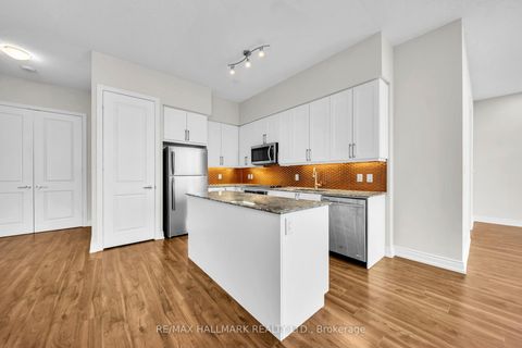 Photo 12 at PH6 - 9600 Yonge Street, North Richvale, Richmond Hill