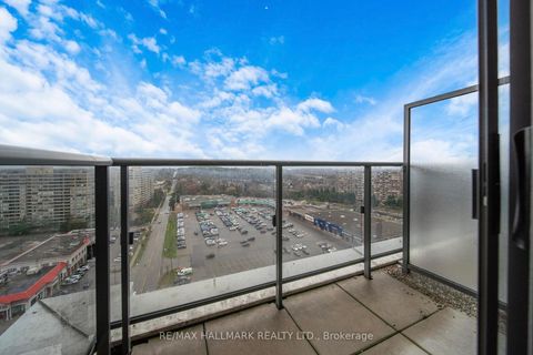 Photo 24 at PH6 - 9600 Yonge Street, North Richvale, Richmond Hill