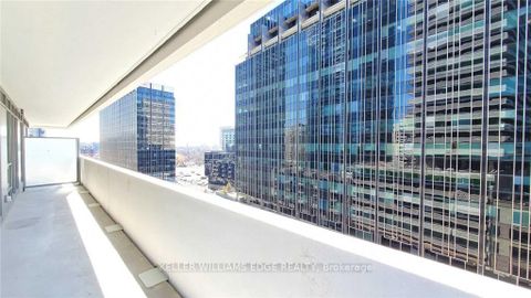 Photo 11 at 809 - 2221 Yonge Street, Mount Pleasant West, Toronto