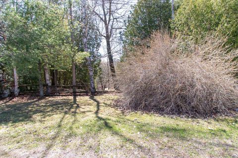 Photo 10 at 180 & 182 Riverbank Drive, Pefferlaw, Georgina