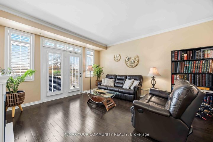 Photo 19 at 17 - 520 Silken Laumann Drive, Wyndham, Newmarket