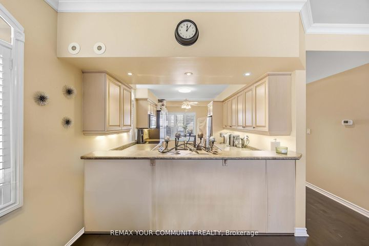 Photo 21 at 17 - 520 Silken Laumann Drive, Wyndham, Newmarket