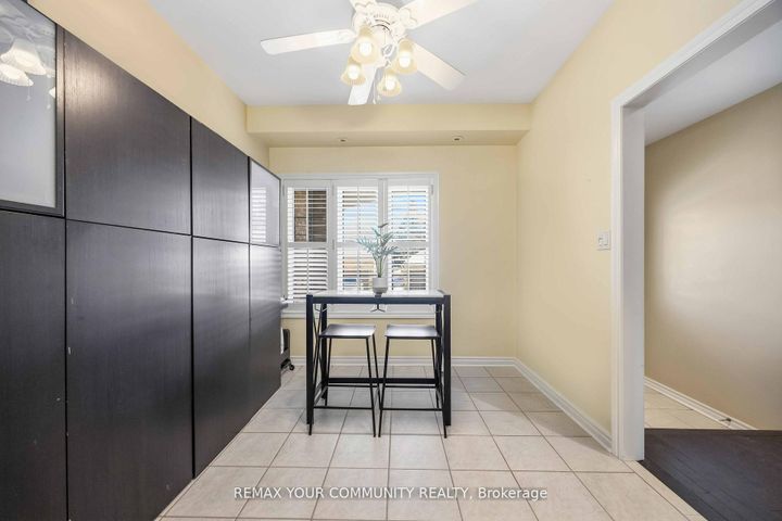 Photo 27 at 17 - 520 Silken Laumann Drive, Wyndham, Newmarket