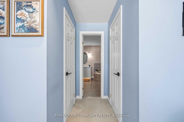 Photo 33 at 17 - 520 Silken Laumann Drive, Wyndham, Newmarket