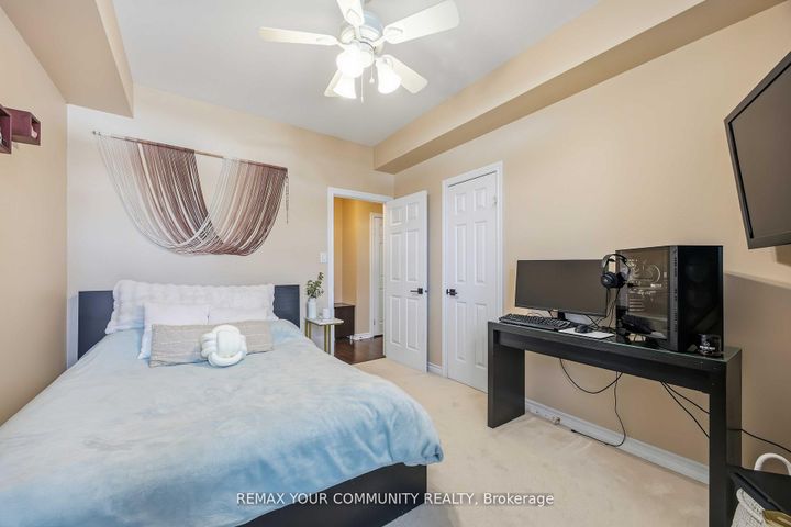 Photo 42 at 17 - 520 Silken Laumann Drive, Wyndham, Newmarket