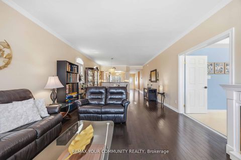 Photo 18 at 17 - 520 Silken Laumann Drive, Wyndham, Newmarket