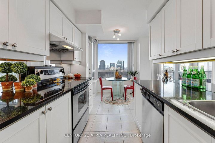 Photo 6 at 808 - 3 Rean Drive, Bayview Village, Toronto