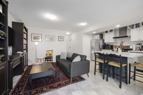 Photo 26 at 49 Beatrice Street, Bellwoods, Toronto