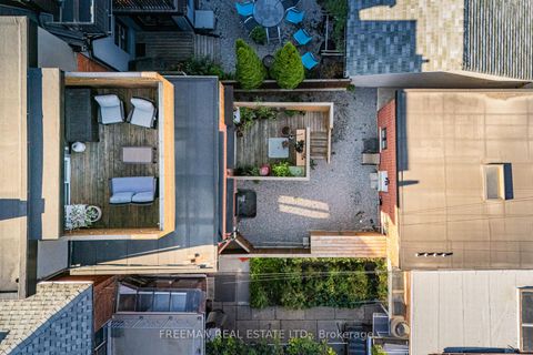 Photo 37 at 49 Beatrice Street, Bellwoods, Toronto